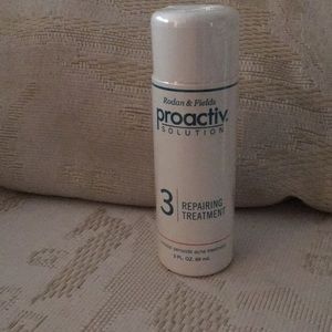 Proactiv repairing treatment